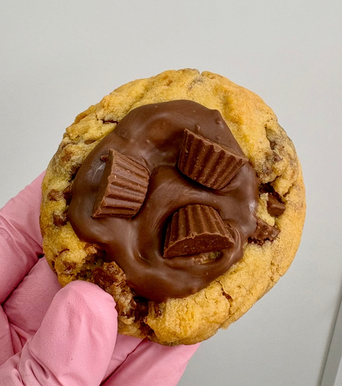 Peanut butter & Reese’s Stuffed Chunky Cookie