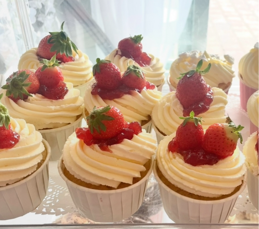 Vanilla & Strawberry Jam Cupcake