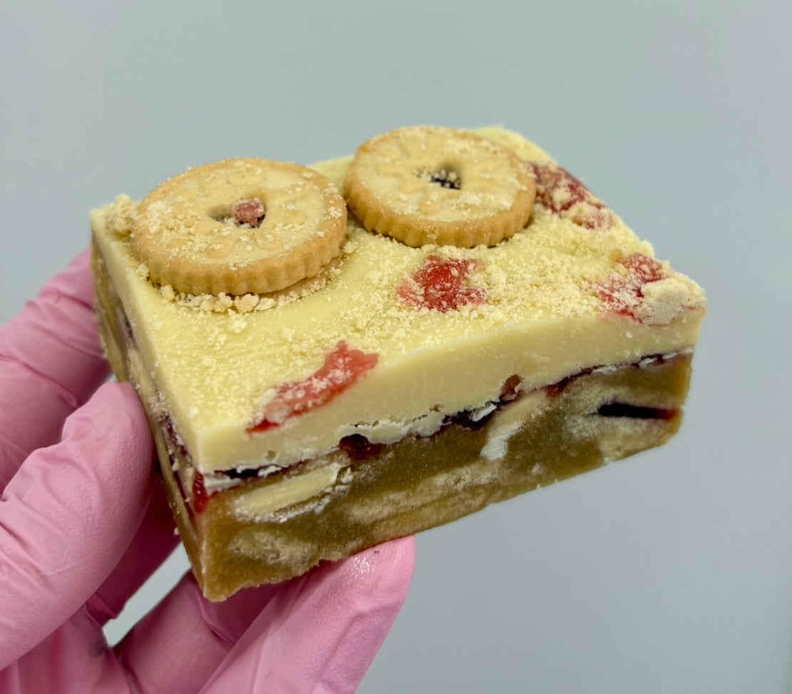 Jammy Dodger White Chocolate Blondie